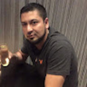 Meet your Posher, Carlos